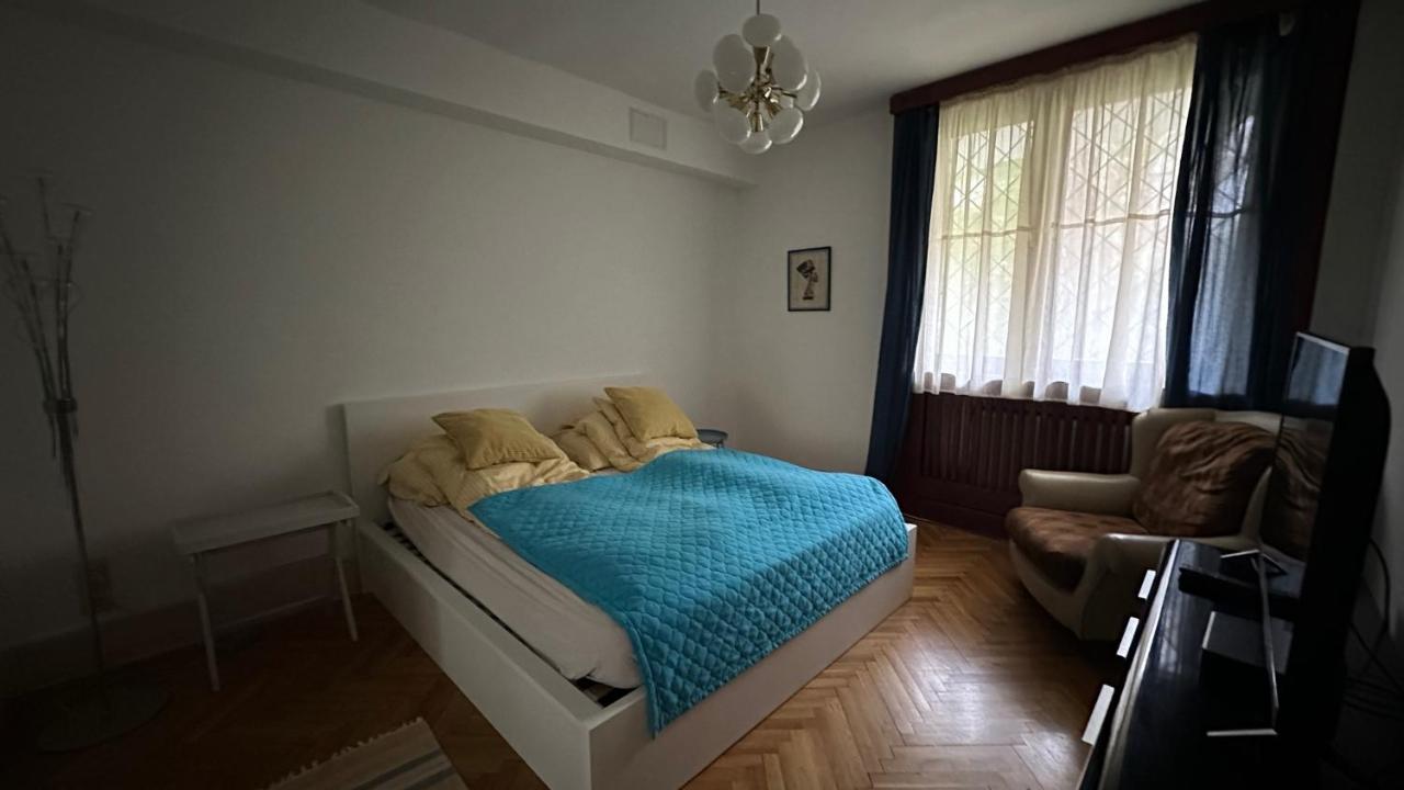 Cosy Apartman In Green Buda Budapest Exterior photo